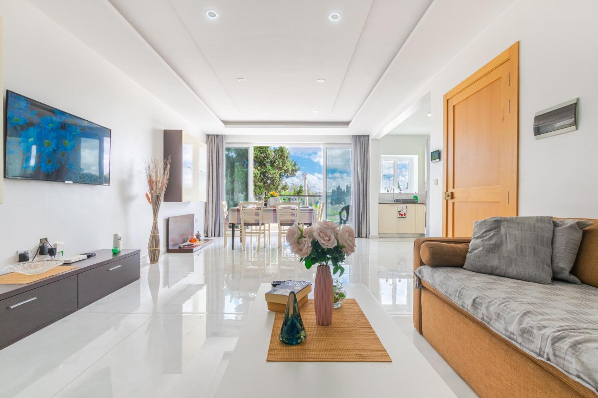 New Spacious 3 Bdr 2 Bth Bugibba 124 With View St. Paul's Bay