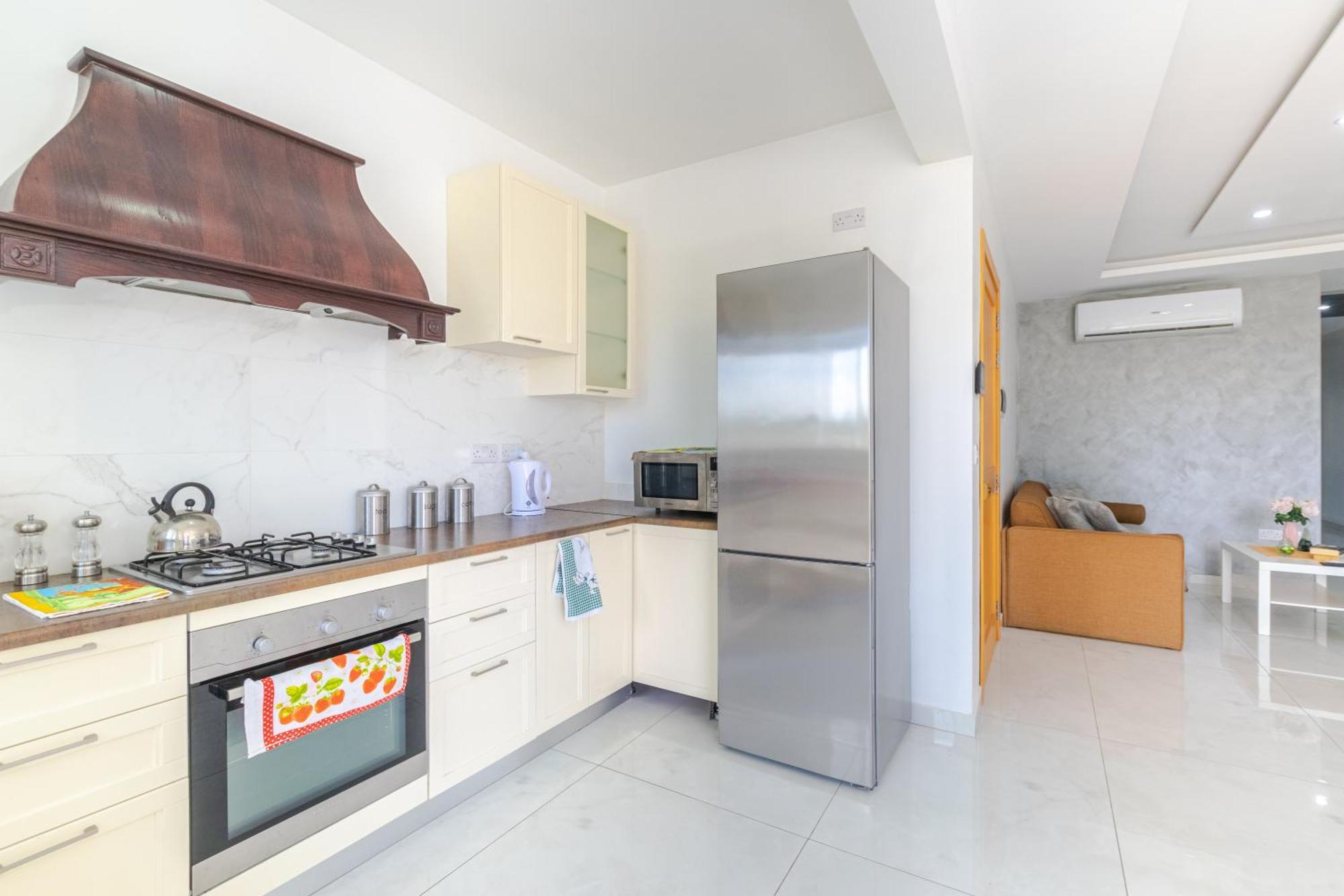 Apartment New Spacious 3 Bdr 2 Bth Bugibba 124 With View *