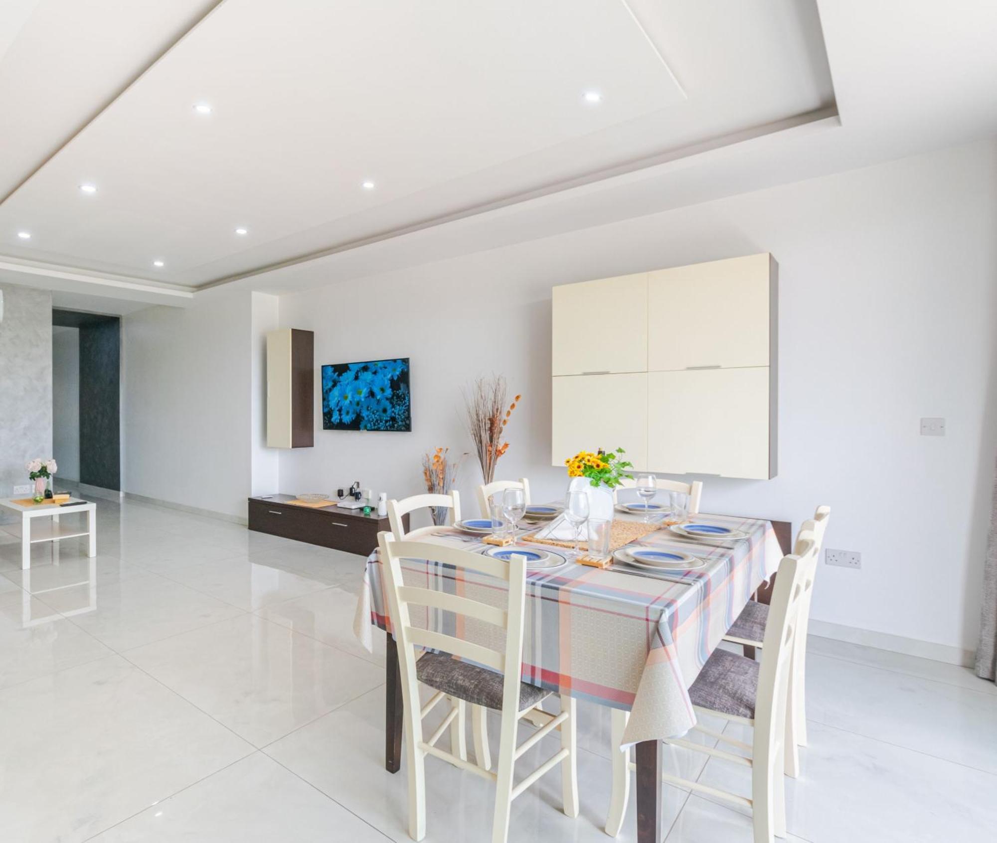 Apartament New Spacious 3 Bdr 2 Bth Bugibba 124 With View