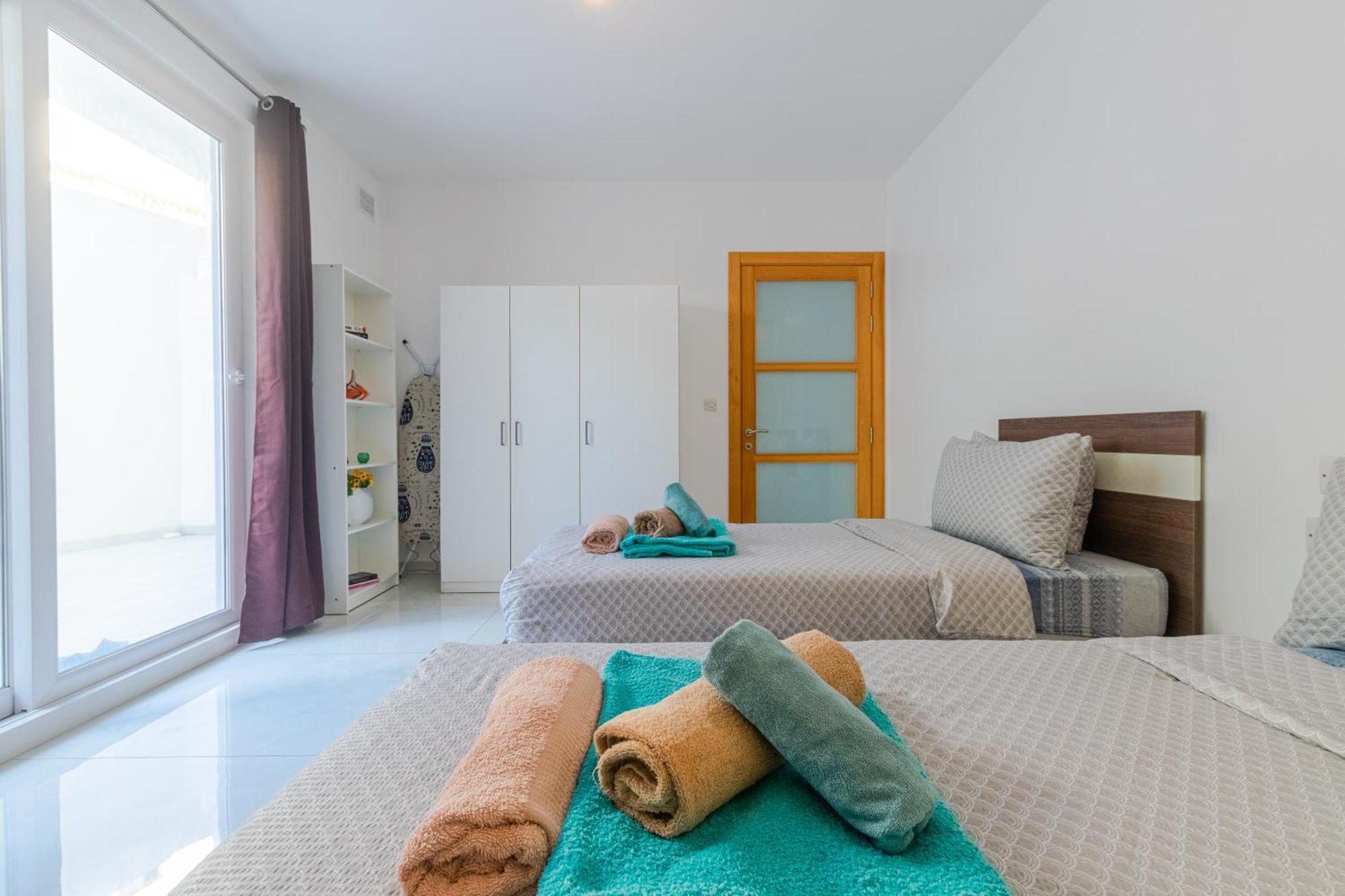 Apartment New Spacious 3 Bdr 2 Bth Bugibba 124 With View